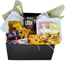 Cesta Grande de Frutas, Queijos, Pães, Espumante, Flores e Pelúcia